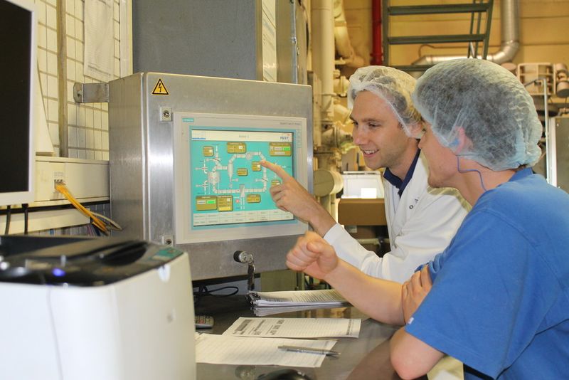 Der Lebensmittelherstelller senkte den Energieverbrauch um 1,13 Mio. kWh pro Jahr. (Bild: Moll Marzipan GmbH)