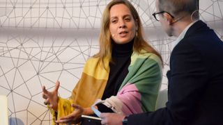 Maria Grazia Davino im Gespräch mit IFA-CEO Prof. Stefan Reindl. (Rehberg / VCG)