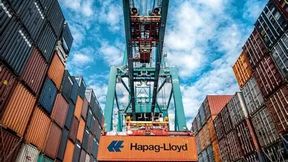 Das Manager Magazin hat gestern verlauten lassen, dass die schweizerische Großreederei MSC und vor allem ihr Patron weiterhin versucht, große Anteile an Hapag-Lloyd zu bekommen. Das Gerücht wurde heute von den Schweizern dementiert ... (Bild: Hapag-Lloyd)
