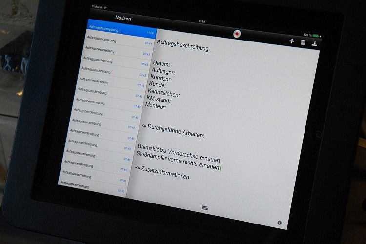 ... und eine Texterkennungs-App wandelt die Worte in Schrift um. Geht schneller als Aufschreiben. (Foto: Rosenow)