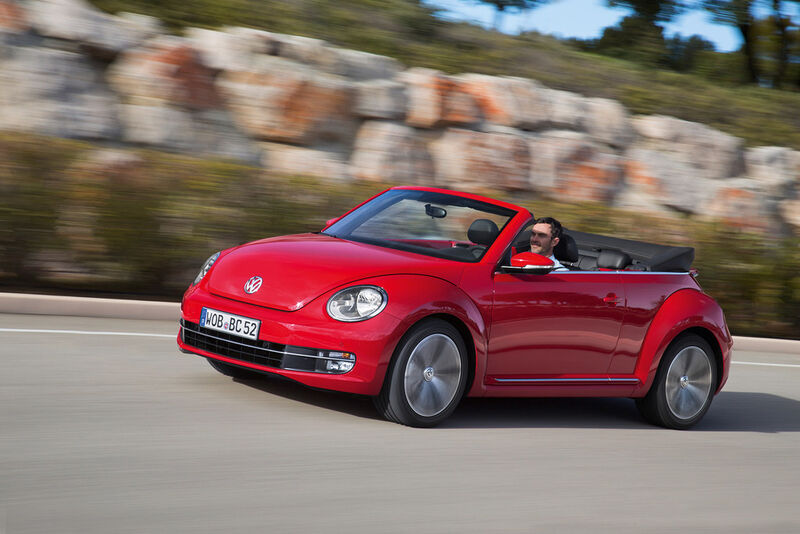 VW bietet den Beetle jetzt auch ohne Dach an. (Foto: Volkswagen)