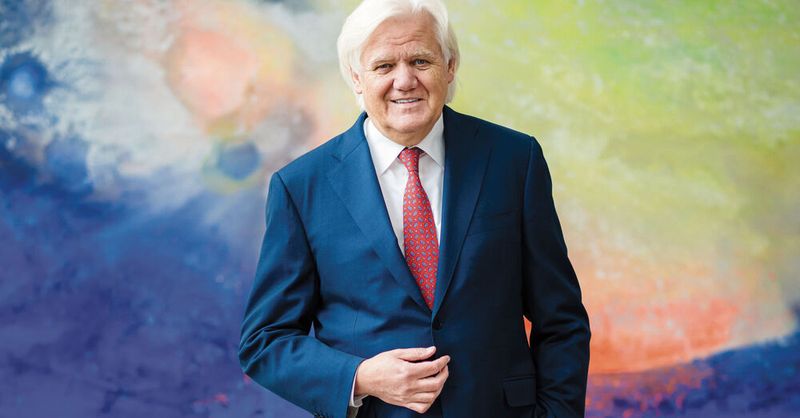 Hans Beckhoff: „Wir entwickeln Hightech aus tiefer Überzeugung. Mit unserer Automatisierungstechnik befähigen wir den weltweiten Maschinen- und Anlagenbau, die komplexen Steuerungsaufgaben unserer Zeit zu lösen und die Industrie von morgen zu gestalten.“(Bild:  Beckhoff)