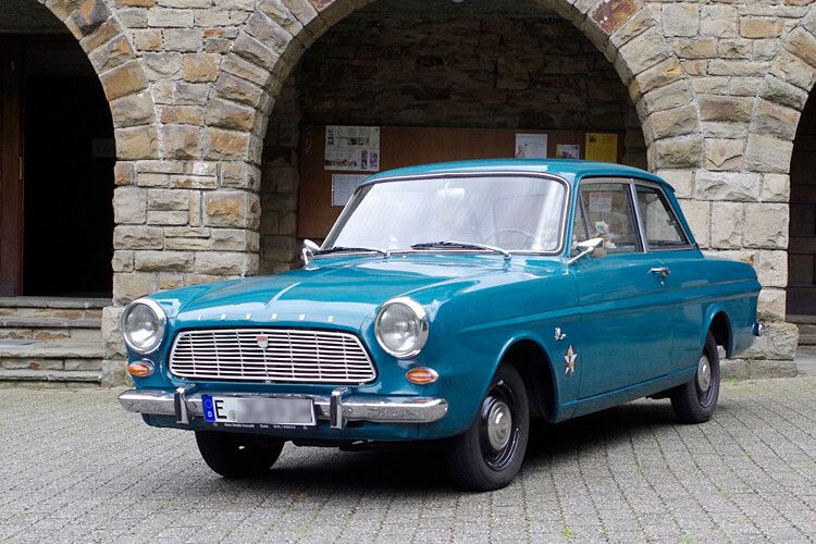 Mit einer Länge von 4,25 Meter gehörte der Ford 12M damals zu den properen Erscheinungen. (Foto: SP-X/Patrick Broich)