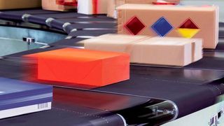 Mit dem „VarioSort“ von Siemens Logistics kann ein Durchsatz von bis zu 18.000 Paketen pro Stunde erzielt werden. (Siemens Logistics)