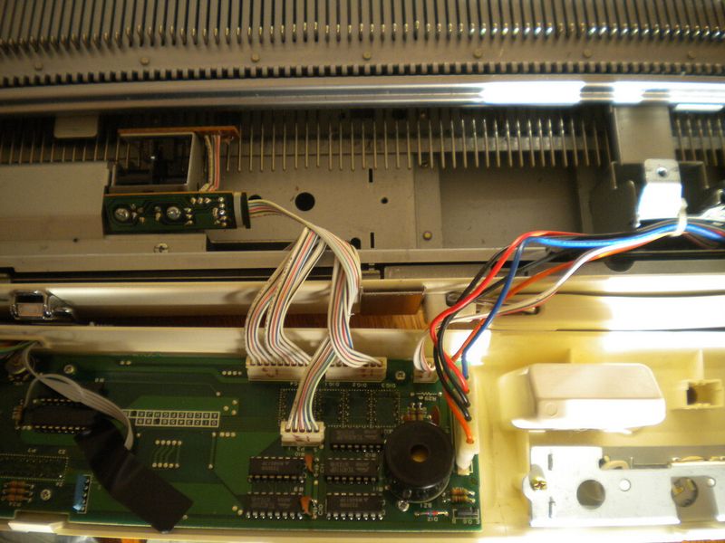 NeuroKnitting: Stricken per Gehirnwellensteuerung (Mar Canet)