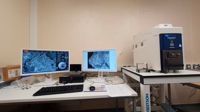 Scanning Electron Microscopy (Source: Lara González Carretero)