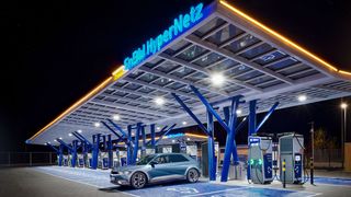 EnBW ist nach Zahlen der größte Schnellladeanbieter in Deutschland. (Bild: EnBW/Endre Dulic )