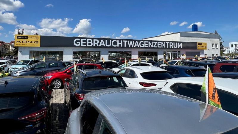Das neue Gebrauchtwagenzentrum ist markenunabhängig.(Bild:  Autohaus Gotthard König)
