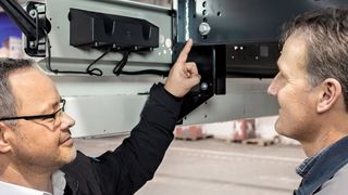 Seit September dieses Jahres sind Chrom-VI-beschichtete Schrauben nicht mehr erlaubt oder werden zu teuer. Atlas Copco Tools hilft bei der Umstellung auf Alternativen. (Atlas Copco Tools)