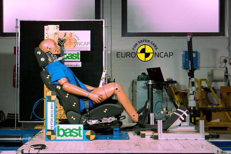 ... so dass der Focus seine Punktzahl jetzt weiter nach oben korrigieren konnte. (Euro-NCAP)