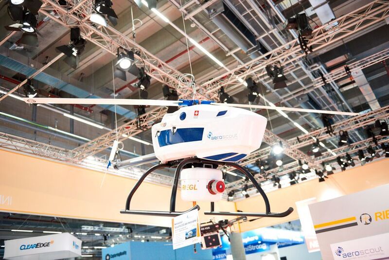 Am Mittwoch wurde der mit 5.000 Euro dotierte Drone Pioneer Award an den Bewerber mit der ideenreichsten Drohnenanwendung im Rahmen der UN Agenda 2030 für nachhaltige Entwicklung verliehen.  (HINTE Messe- und Ausstellungs-GmbH / INTERGEO)