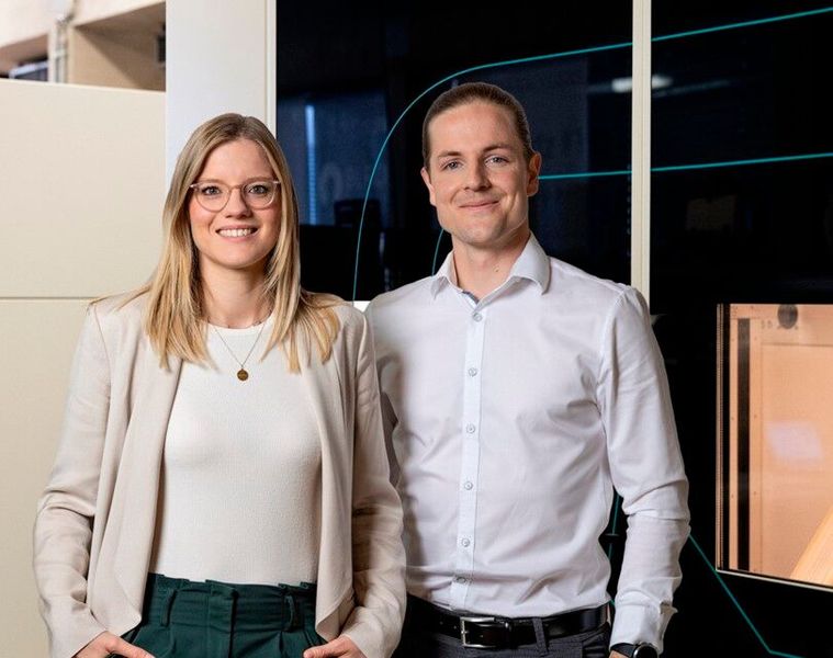 Katja and Dennis Herrmann, the entrepreneurial couple behind Herrmann Additive: “We are back with a concept that works: today, our focus is on the finished component for our customers. Our experience from seven years of machine development goes into every component we deliver.” (Source: Herrmann Additive)