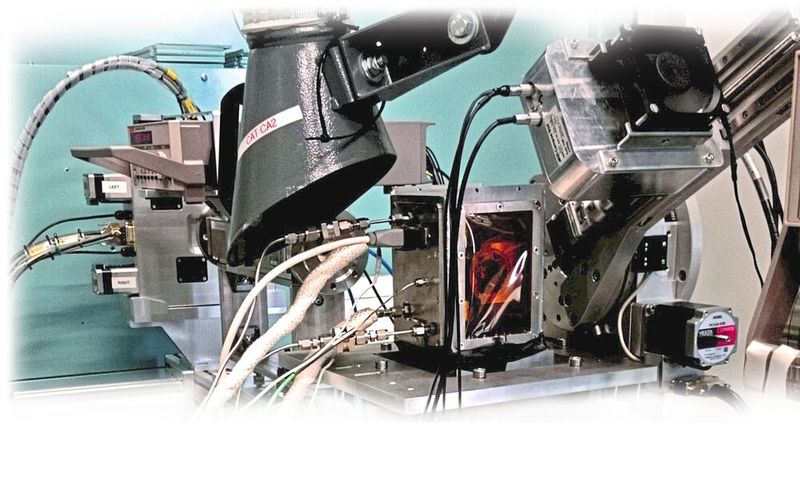 Am KIT untersuchen die Forscher Katalysatoren für die Fischer-Tropsch-­Reaktion, einem Power-to-X-­Schlüsselverfahren. (Bild: Tiziana Carambia/KIT)