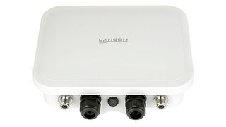 Der Lancom OW-602 Highspeed Wi-Fi 6 WLAN Access Point taugt für raue Umgebungen wie Parkplätze, Kühlhäuser, Lagerhallen oder Außenflächen, wo WLAN unter jeglichen Witterungsbedingungen bereitgestellt werden soll. (Lancom Systems)