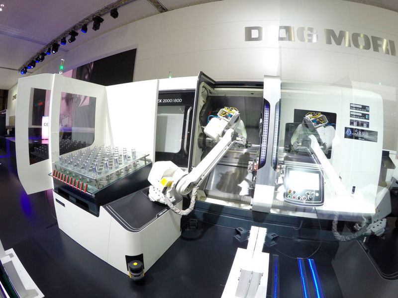 Auf einer Gesamtfläche von 2160 m² zeigt DMG Mori sein gesamtes Fertigungs-Know-how. Darunter die aktuellsten Maschinenmodelle, Industrie 4.0-Lösungen und Celos. (Sonnenberg)