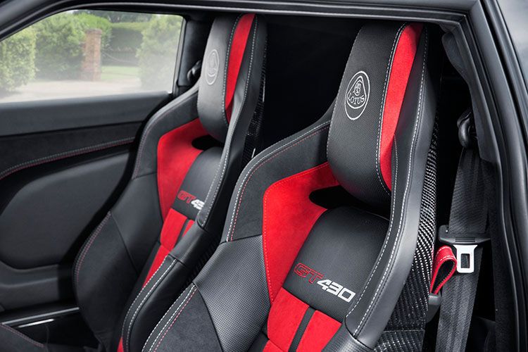 Die Schalensitze stammen von Sparco. (Lotus)