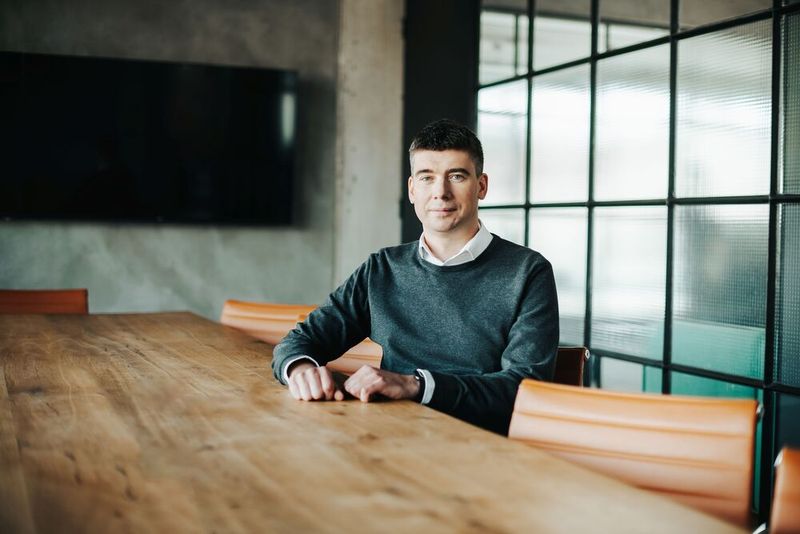 Petr Kratochvìl, CIO der EAG Group, will ein Ökosystem rund um den digitalen Fahrzeugvertrieb etablieren.(Bild:  EAG)