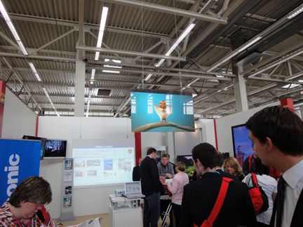 Panasonic läßt Eichhörnchen fliegen. (Archiv: Vogel Business Media)