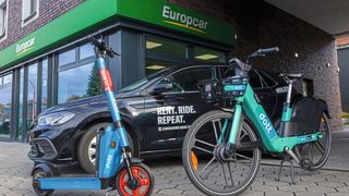 Der Volkswagen-Konzern hat über seine Finanzsparte und den Vermieter Europcar eine neue Mobilitätsapp an den Start gebracht, über die Nutzer verschiedene Mobilitätsangebote buchen können. (Bild: Europcar Deutschland)