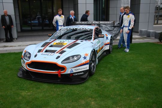 Mit rund 600 PS und einem Drehmoment von etwa 700 Nm jagen sie demnächst über die Rennpisten. (Foto: Wenz)