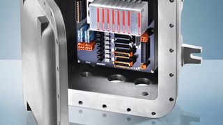 Ethercat-Steckmodule im Einsatz in explosionsgefährdeten Bereichen der Zone 1: Druckfeste Gehäuse (Ex d) können durch den geringen Platzbedarf des EJ-Systems kleiner projektiert werden. (Bild: Beckhoff)