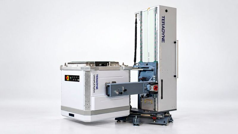 Die UltraFLEXplus-S-Serie von Teradyne erweitert die bestehende Testplattform um kompakte Systeme für die Prüfung unterschiedlicher Halbleitertypen bei wechselnden Produktionsvolumina. Ziel ist eine effizientere Nutzung der Fertigungsfläche.(Bild:  Teradyne)