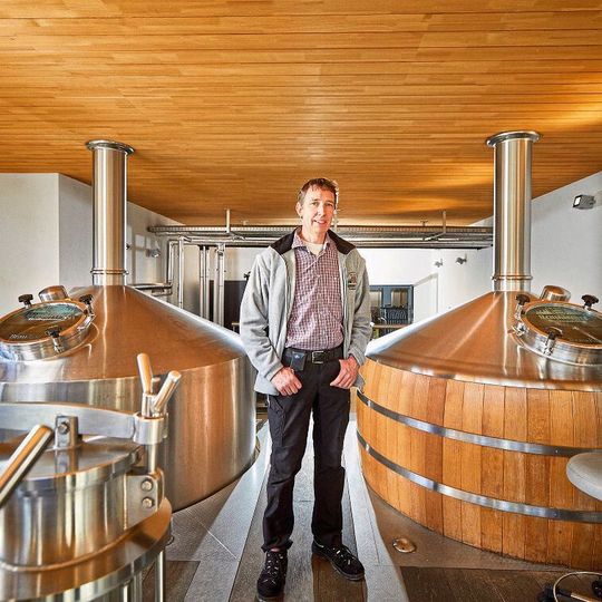 Joachim Rogg im Sudhaus seiner Brauerei in Lenzkirch. Joachim Rogg im Sudhaus seiner Brauerei in Lenzkirch.