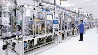 Modularisierung verkürzt Time to Market: Maschinenhersteller konfigurieren aus parallel vormontierten Modulen kundenspezifische Lösungen. (Bild: Bosch Rexroth)
