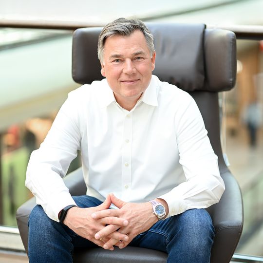 CEO Boris Maschmann freut sich über die Anerkennung für den Verpackungshersteller.(Bild:  Smurfit Kappa DACH)