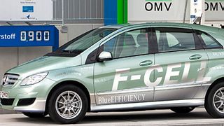 Deutschland ist bereit für Wasserstofffahrzeuge – mit kleinen Einschränkungen. Das Ergab eine repräsentative Bevölkerungsbefragung zum Thema Wasserstoffauto, die das Unabhängige Institut für Umweltfragen (UfU) durchführte. (Foto: Daimler)