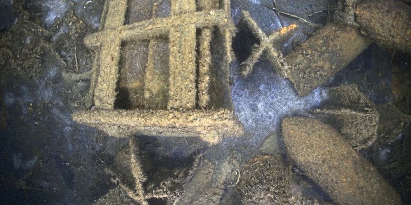 Kriegsrelikte auf dem Meeresboden: Aus rostender Altmunition treten giftige Chemikalien in die Meeresumwelt aus. Foto: (Bild:  AUV-Team)