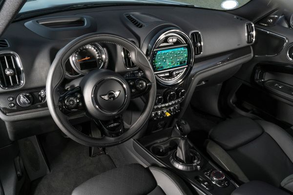 Der MINI Cooper S E Countryman ALL4: mit hochwertigen eDrive Komponenten der BMW Group, modellspezifisch konfiguriert mit Knowhow aus der Entwicklung von BMW iPerformance Automobilen.   (Mini)