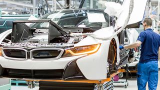 Der Münchner Automobilhersteller BMW investiert in den kommenden Jahren über 300 Millionen Euro in sein Leipziger Werk. (BMW)