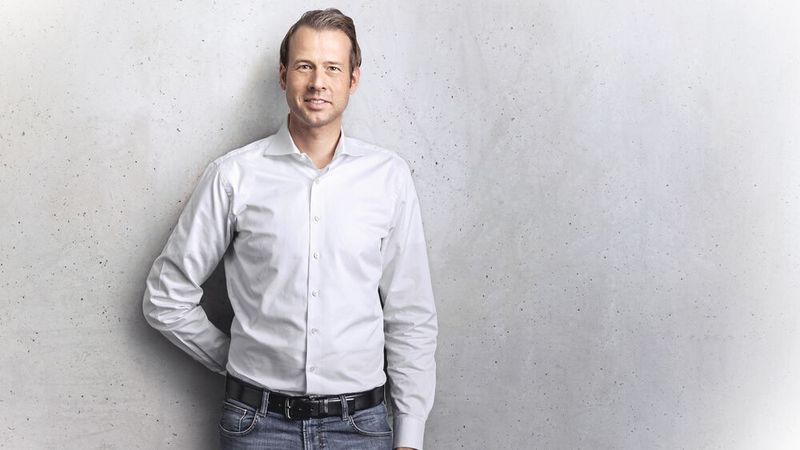 Fahrzeuge über Autoproff zukaufen und diese schnell über Autoscout 24 an Endkunden vermarkten – das ist eine der Entwicklungsperspektiven für die Börse, die Vertriebschef Michael Luhnen nach der Übernahme der dänischen B2B-Tochter sieht.(Bild:  Autoscout 24)