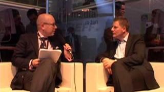 Sven Dörrenbächer zu Communities bei Mercedes-Benz (YouTubePlayer_23541_mediaTREFF)