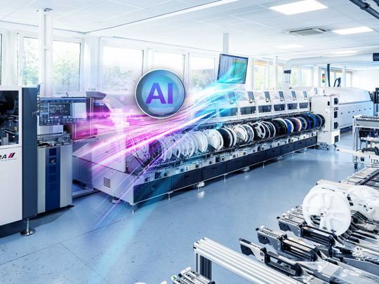 In der Produktion unterstützt KI die Identifikation von Optimierungspotenzialen, die mit klassischen Methoden nicht erfasst werden können.(Bild:  SIEB & MEYER AG / Parsudi-AdobeStock_1384279135-bearbeitet)