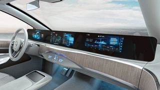 Continental hat einen ersten Serienauftrag für ein Display in Cockpit-Breite erhalten. (Continental)