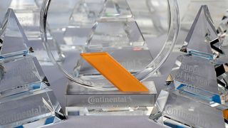 Continental hat die Leistung seiner 15 besten Zulieferer für das Geschäftsjahr 2016 mit dem „Supplier of the Year“-Award geehrt. (Continental)