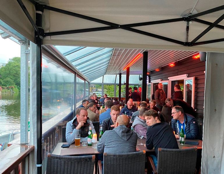 Barbecue im Speisekai (Bild: Capelletti & Perl)