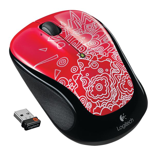 Die Wireless Mouse M325 besticht durch ihre rote Oberfläche mit weißen Ornamenten. (Archiv: Vogel Business Media)