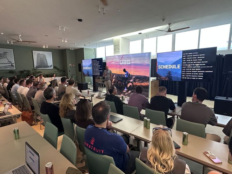 CEO Scott W. Hardy begrüßt alle Partner und Distributoren zum 3. Partner Summit. (Bild: Vogel IT-Medien GmbH)