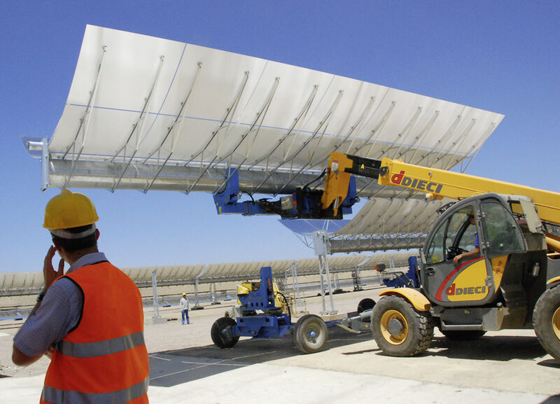 Im Okober 2009 folgt die Solarthermie: Die Münchener übernehmen  das Solarthermie-Unternehmen Solel Solar Systems Ltd. (Bild: Siemens)