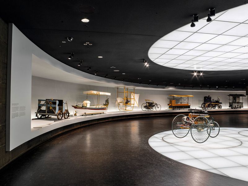 Die Erfindung des Automobils. Wölfertsches Luftschiff mit Daimler-Motor.  (Bild: © Mercedes-Benz AG)