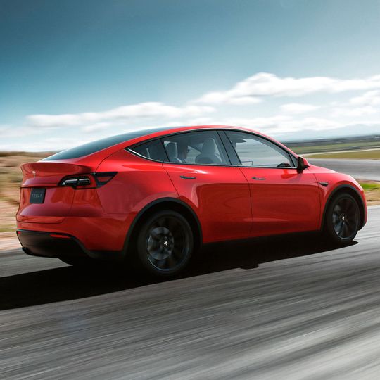 Teslas Model Y soll bei 39.000 Dollar starten. Teslas Model Y soll bei 39.000 Dollar starten.