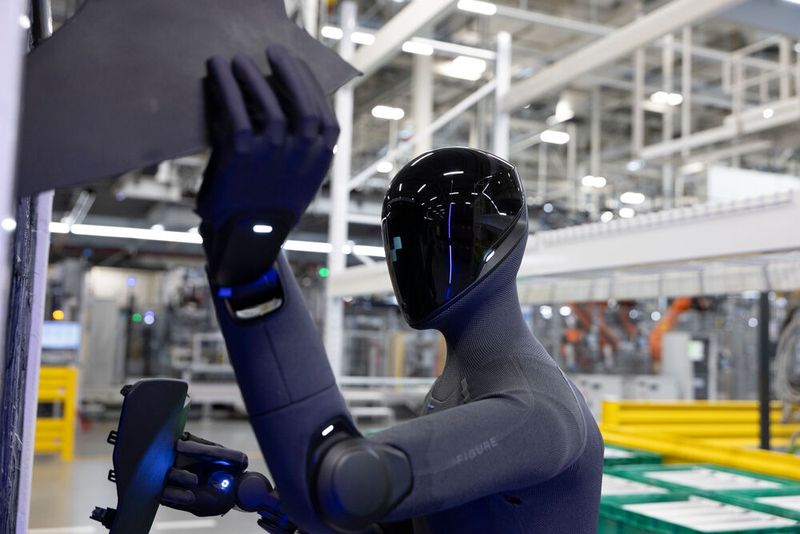 Mit dem Figure 03, einem autonomen, humanoiden Allzweckroboter von Figure AI, will BMW den Einsatz von Physical AI in seinem Werk in Spartanburg vorantreiben. (Bild: BMW Group)