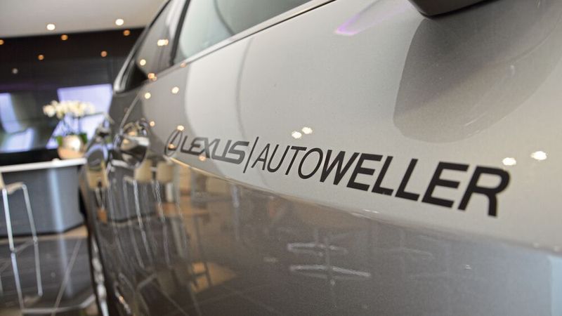 Business Intelligence: Die Wellergruppe hat sich mit einer selbst entwickelten Software ins Rennen um den Automotive Business Award 2022 begeben, die dem Unternehmen und seinen Mitarbeitern Antworten auf vielfältige Fragestellungen liefern soll. (Bild: Achter – »kfz-betrieb«)