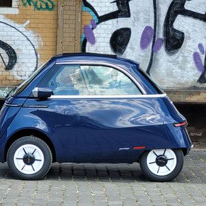 Der Microlino ist 2,52 Meter lang, 1,47 Meter breit und 1,50 Meter hoch. (Bild:  Wehner - Vogel Communication Group)