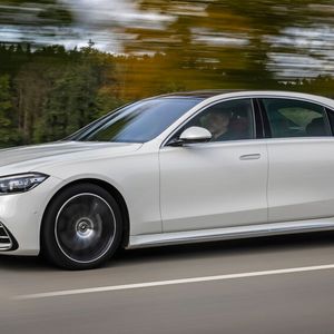 Sieger im AMS-Vergleichstest: der Mercedes S 500 4-Matic, im Bild die AMG-Line-Ausführung.(Bild:  Hersteller)