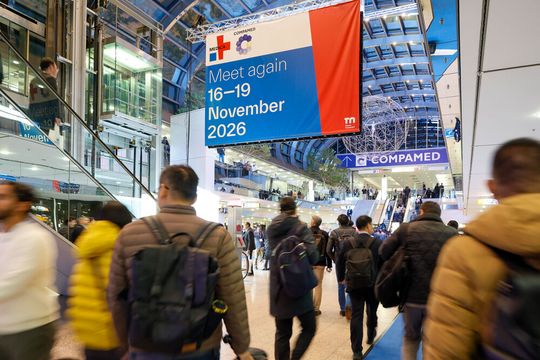 Der Kick-off für die Buchungsphase zur Medica 2026 und Compamed 2026 ist erfolgt.(Bild:  Messe Düsseldorf/Tillmann)