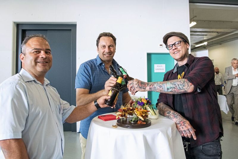 Gute Stimmung bei Besuchern und Ausstellern an den SMM Technologietage bei der Fehlmann AG (Bild: Thomas Entzeroth)